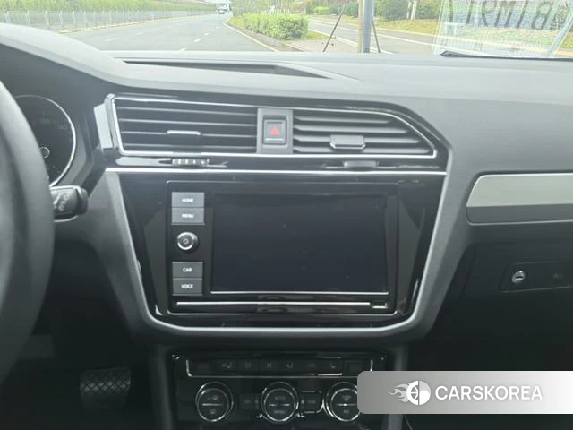 Volkswagen Tiguan L PHEV 2018 Коричневый из Китая, фото 5