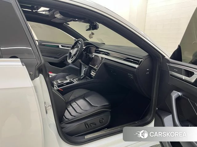 Volkswagen Arteon 2022 Белый из Кореи, фото 5