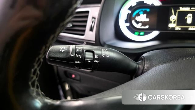 Kia Niro 2018 Белый из Кореи, фото 5