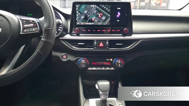Kia The New K3 2nd generation 2022 Белый из Кореи, фото 5