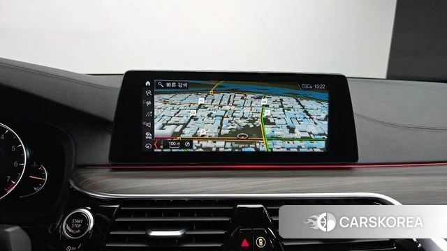 BMW 5 Series (G30) 2018 Синий из Кореи, фото 5