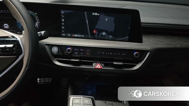 Kia K8 Hybrid 2021 Серебристо-серый из Кореи, фото 5