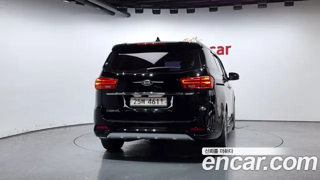 Kia The New Carnival 2019 Черный из Кореи, фото 5