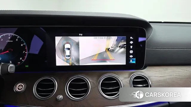 Mercedes-Benz E-Class W213 2022 Белый из Кореи, фото 5