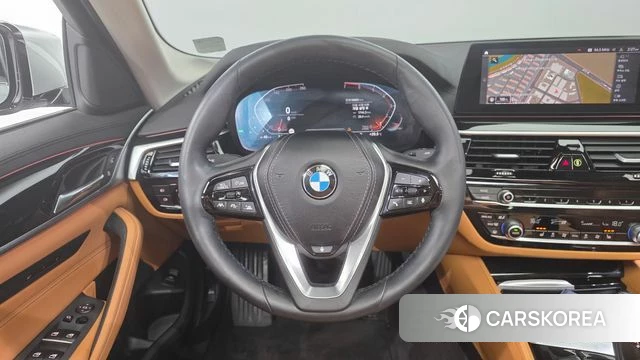 BMW 5 Series (G30) 2020 Серебряный из Кореи, фото 5