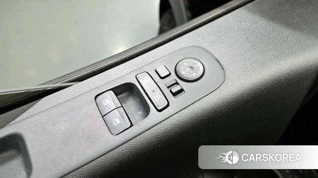 Hyundai Staria 2023 Черный из Кореи, фото 5