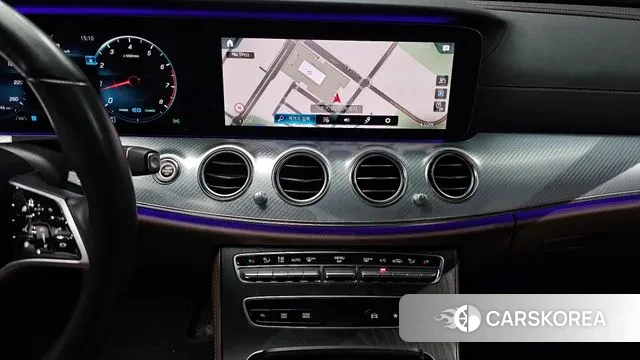 Mercedes-Benz E-Class W213 2021 Белый из Кореи, фото 5