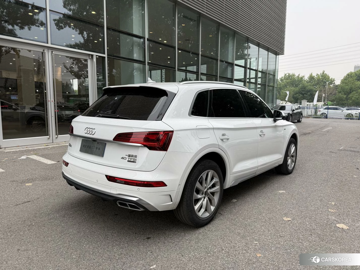 Audi Q5L 2021 Белый из Китая, фото 5