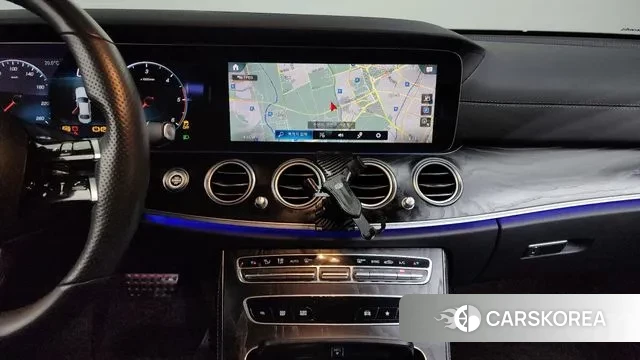 Mercedes-Benz E-Class W213 2022 Черный из Кореи, фото 5