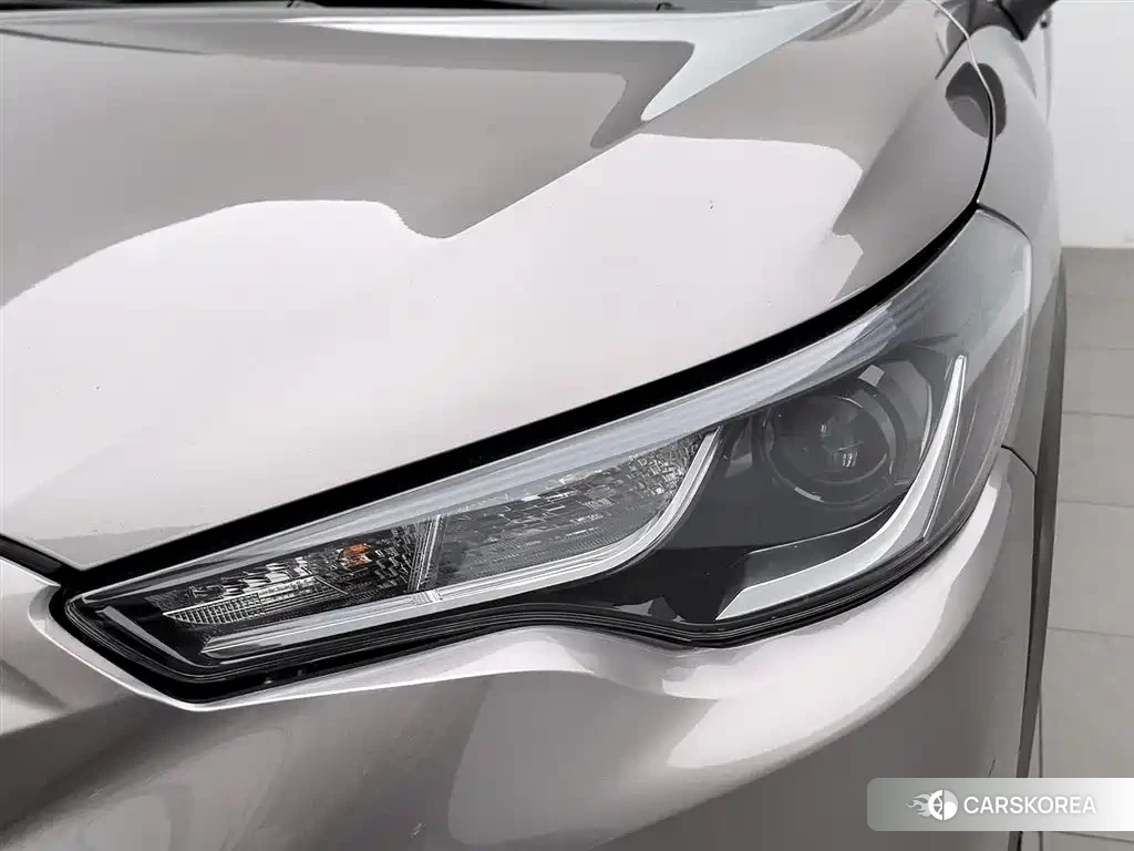 Toyota Frontlander 2023 Champagne/brown из Китая, фото 5