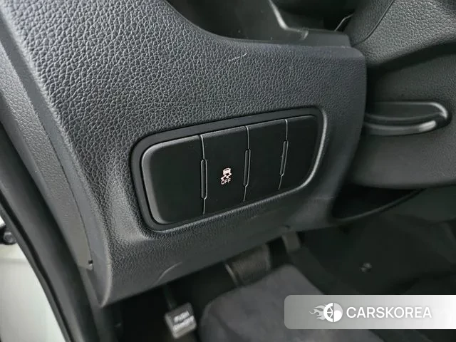 Kia The New Kia Ray 2023 Белый из Кореи, фото 5