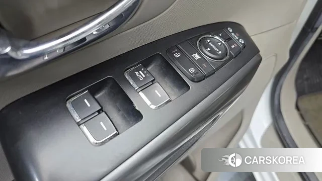 Kia The New Carnival 2018 Белый из Кореи, фото 5
