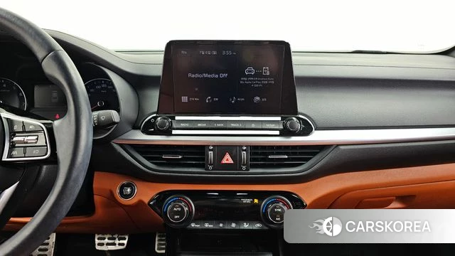 Kia The New K3 2nd generation 2023 Белый из Кореи, фото 5