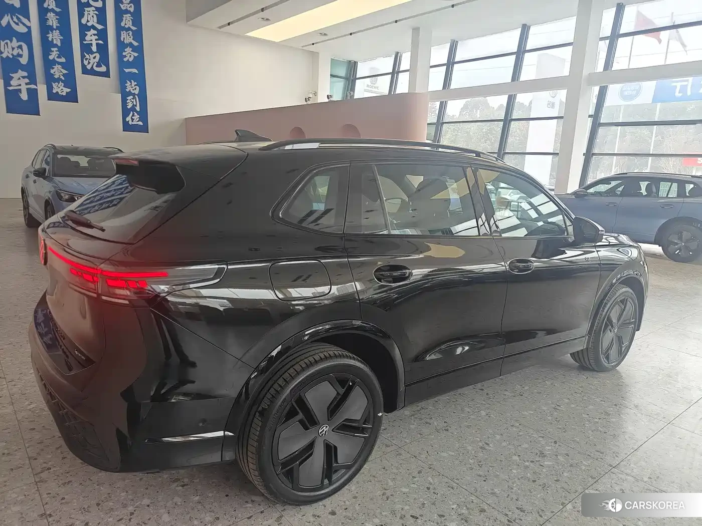 Volkswagen Tiguan L 2024 Черный из Китая, фото 5
