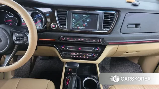 Kia The New Carnival 2019 Белый из Кореи, фото 5