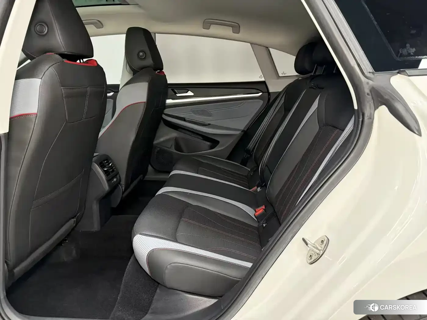 Volkswagen Lamando 2023 Белый из Китая, фото 5