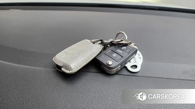 Volkswagen 7th Generation of Jetta 2024 Белый из Кореи, фото 5