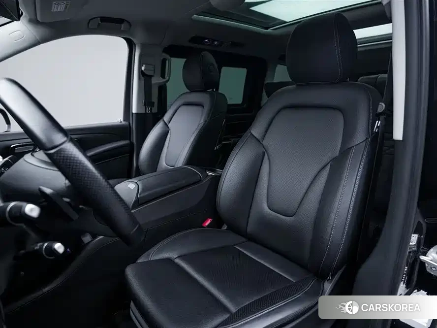 Mercedes-Benz V-Class 2024 Черный из Китая, фото 6