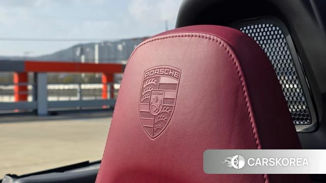 Porsche 718 Boxster 2022 Серебристо-серый из Кореи, фото 5