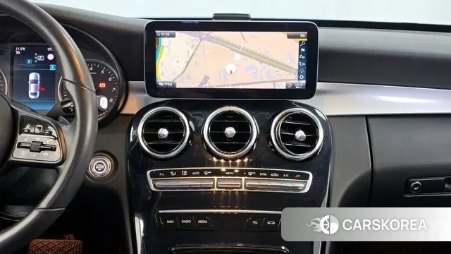 Mercedes-Benz C-Class W205 2019 Серебряный из Кореи, фото 5