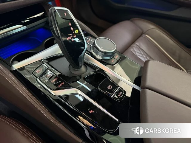 BMW 5 Series (G30) 2022 Черный из Кореи, фото 5
