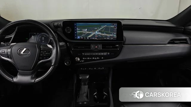 Lexus ES300h 7th generation 2023 Песочный из Кореи, фото 5