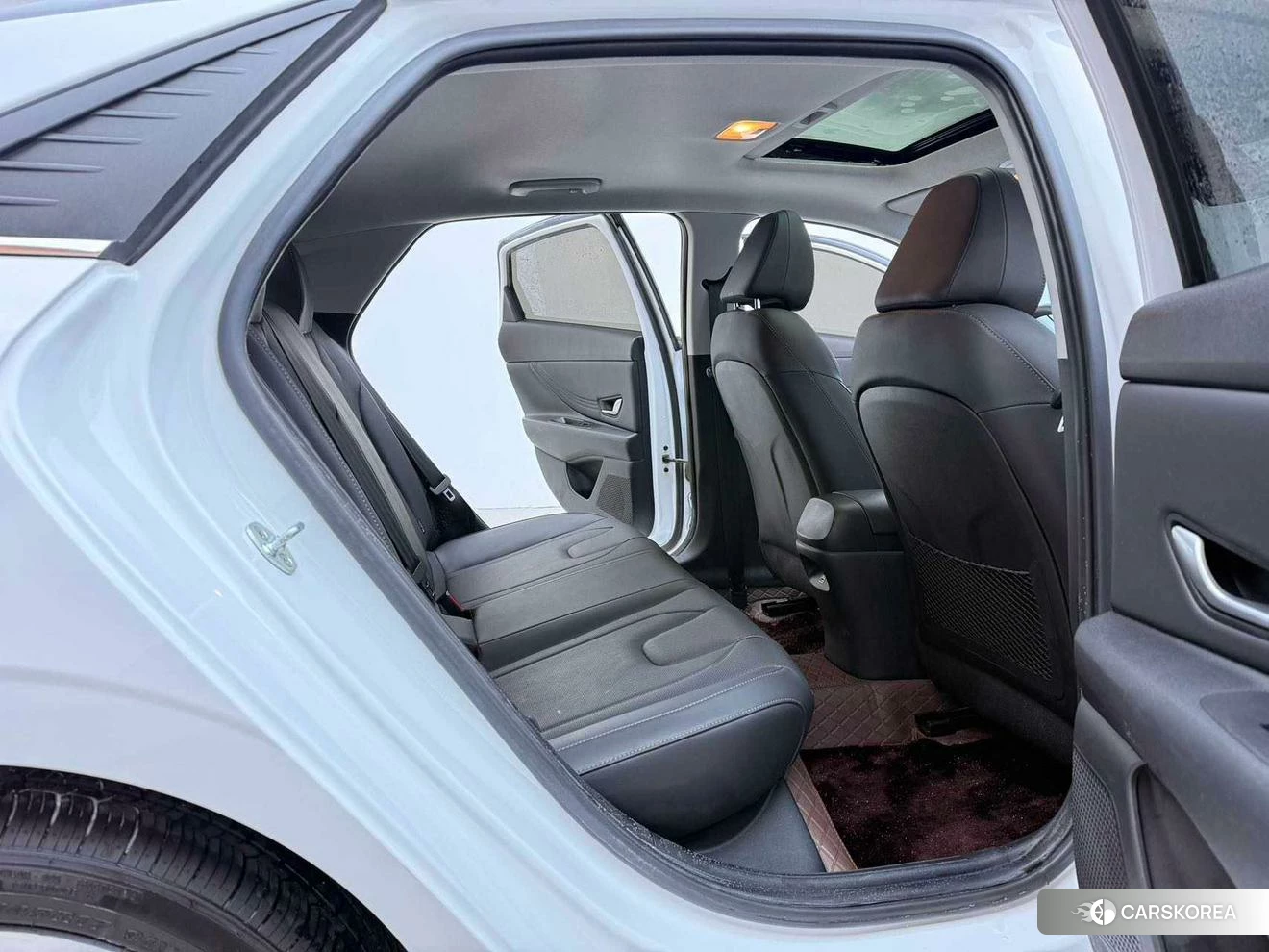 Hyundai Elantra 2020 Белый из Китая, фото 5