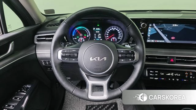 Kia K5 Hybrid 3rd Generation 2023 Черный из Кореи, фото 5