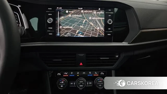 Volkswagen 7th Generation of Jetta 2021 Белый из Кореи, фото 5