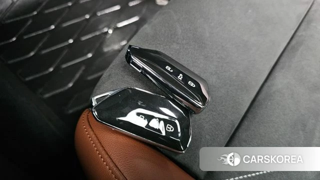 Volkswagen ID.4 2023 Красный из Кореи, фото 5