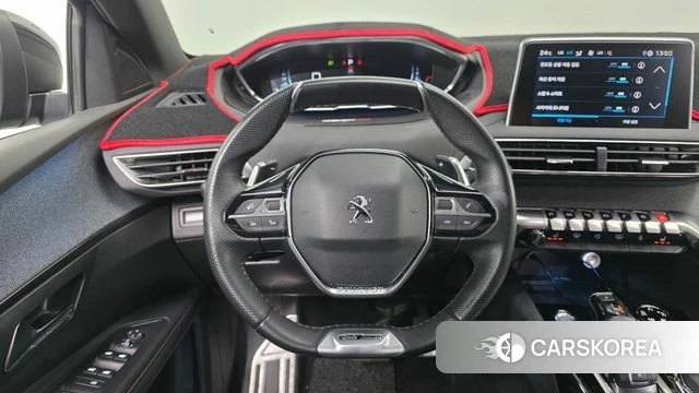 Peugeot 5008 second generation 2020 Черный из Кореи, фото 5