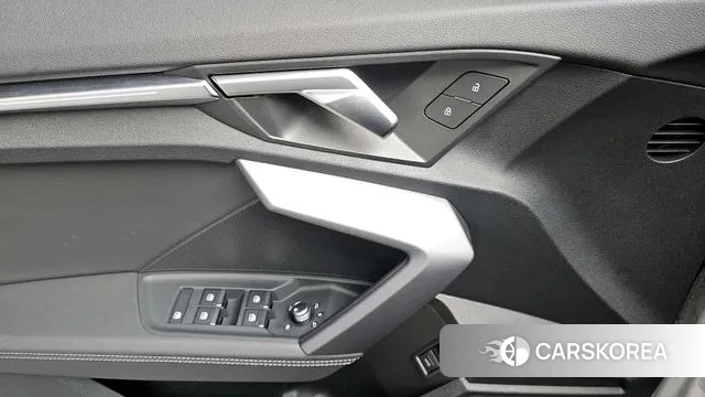 Audi A3 (8Y) 2025 Белый из Кореи, фото 5