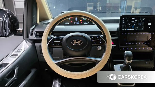Hyundai Staria 2023 Черный из Кореи, фото 5