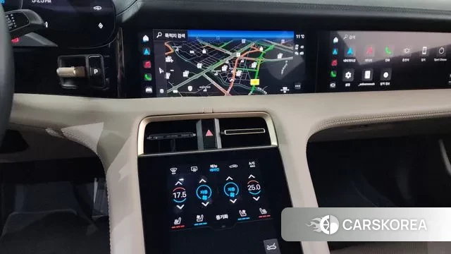 Porsche Taycan 2024 Жемчужный цвет из Кореи, фото 5