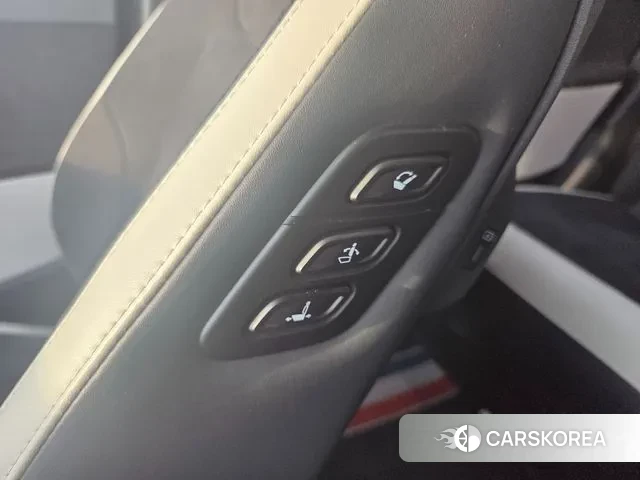 Kia EV6 2023 Белый из Кореи, фото 5