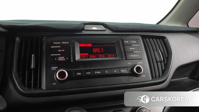 Kia The New Kia Ray 2023 Белый из Кореи, фото 5