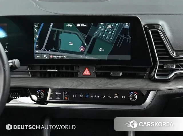 Kia Sportage 5th Generation Hybrid 2023 Белый из Кореи, фото 5