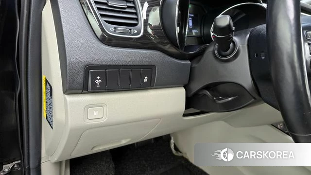 Kia The New Carnival 2018 Черный из Кореи, фото 5