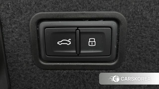 Audi A8 (D5) 2022 Черный из Кореи, фото 5