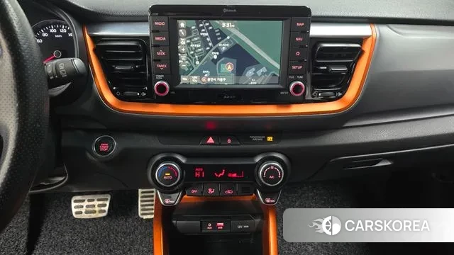 Kia Stonic 2018 Синий из Кореи, фото 5