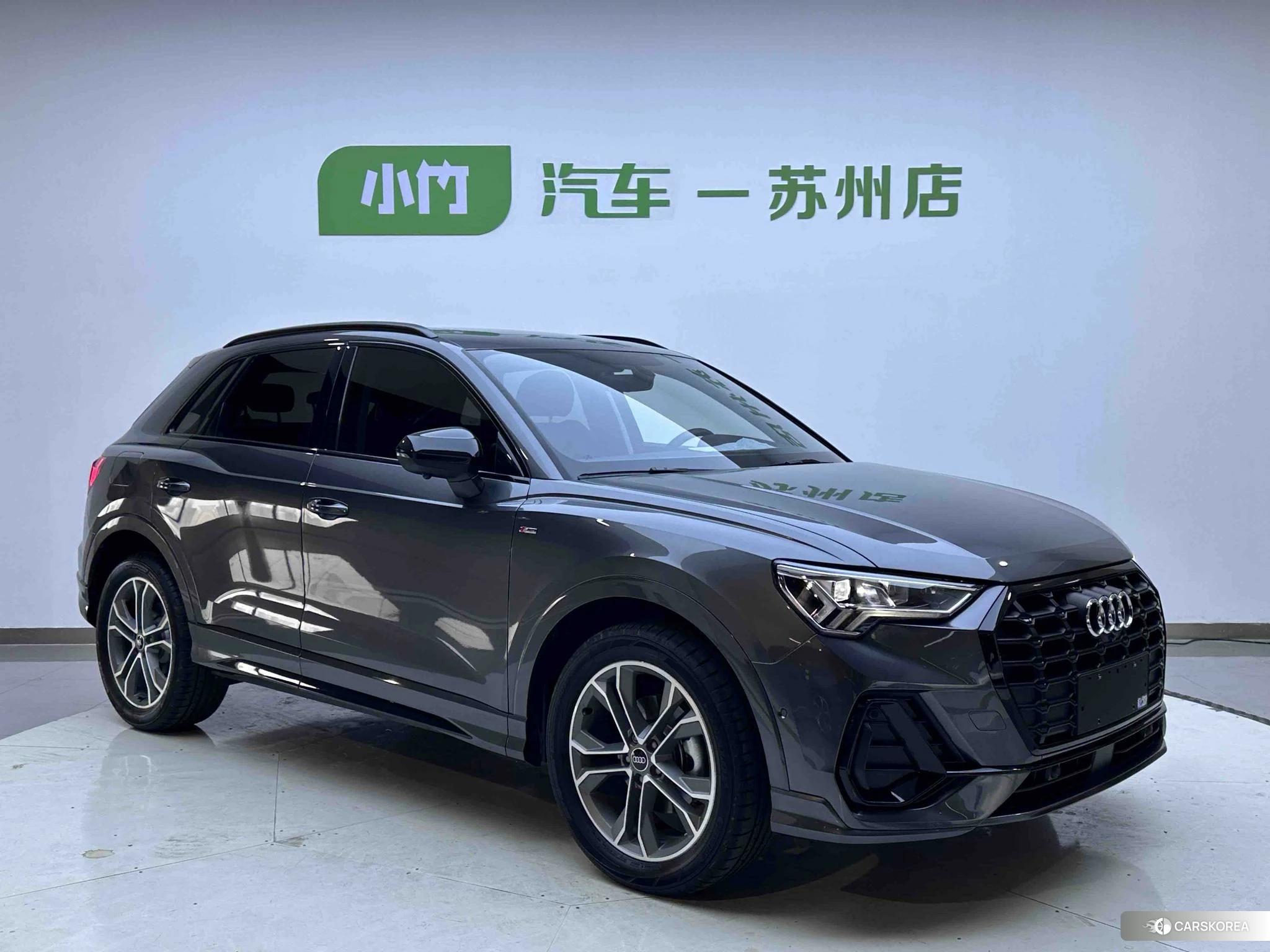 Audi Q3 2022 Темно-серый из Китая, фото 5