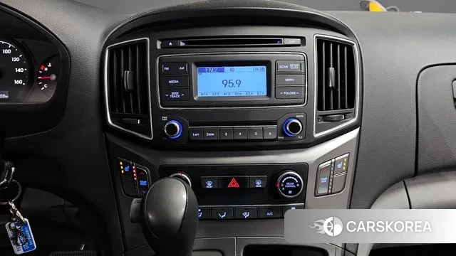 Hyundai The New Grand Starex 2018 Желтый из Кореи, фото 5