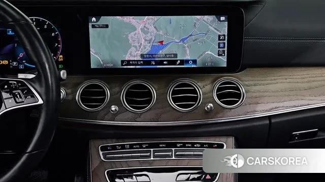 Mercedes-Benz E-Class W213 2020 Белый из Кореи, фото 5