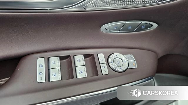 Genesis GV70 2024 Белый из Кореи, фото 5