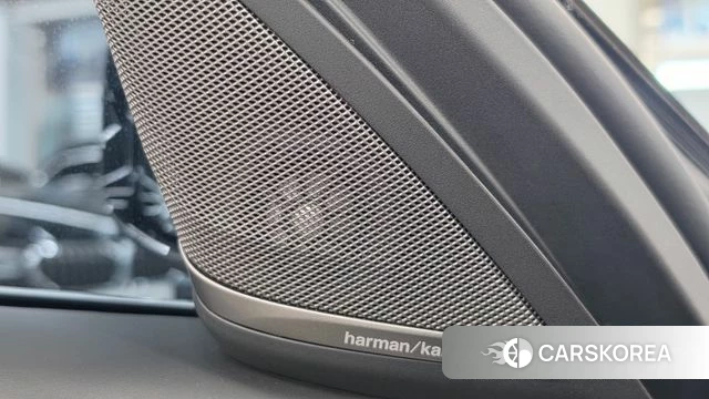 BMW 5 Series (G30) 2020 Белый из Кореи, фото 5