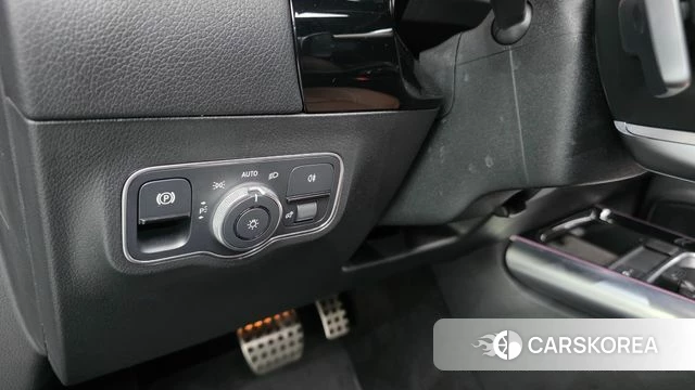 Mercedes-Benz GLA - Class H247 2023 Черный из Кореи, фото 5