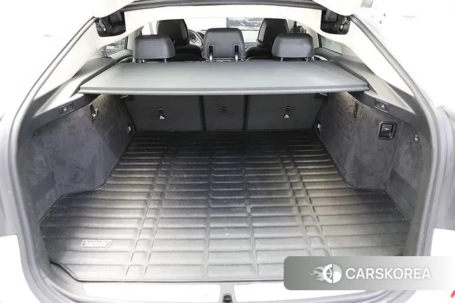 BMW 6 Series GT (G32) 2020 Серебряный из Кореи, фото 5