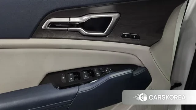 Kia Sportage 5th Generation Hybrid 2021 Белый из Кореи, фото 5