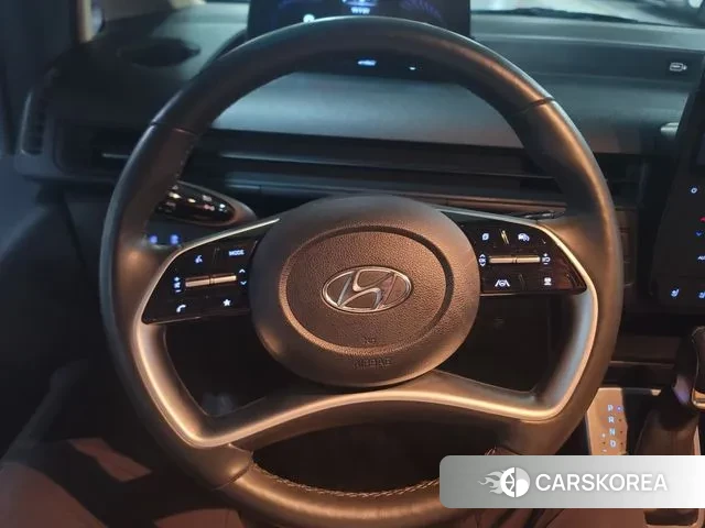 Hyundai Staria 2023 Серебристо-серый из Кореи, фото 5