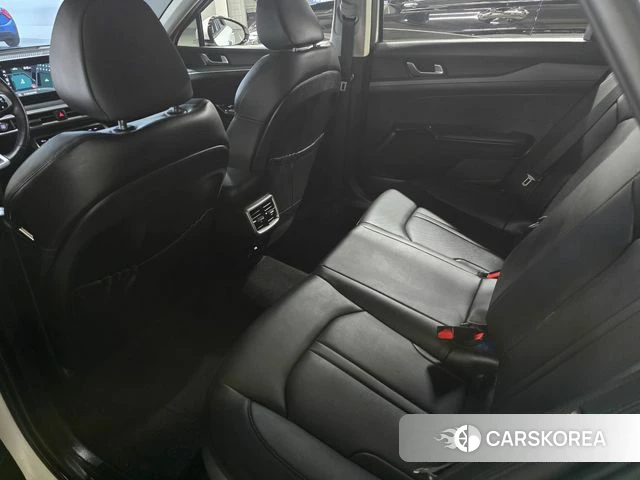 Kia K5 3rd generation 2023 Белый из Кореи, фото 5